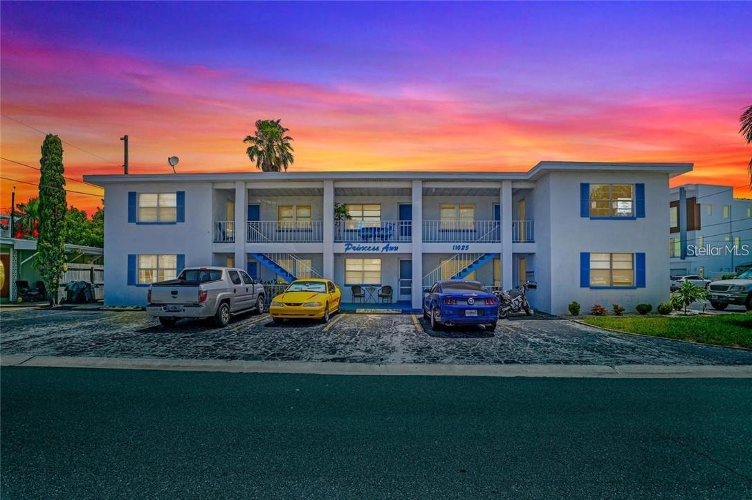 11025 2nd Unit 8, Treasure Island, FL 33706
