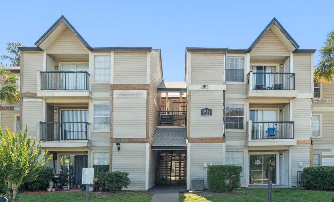 1932 Lake Atriums Unit 69, Orlando, FL 32839