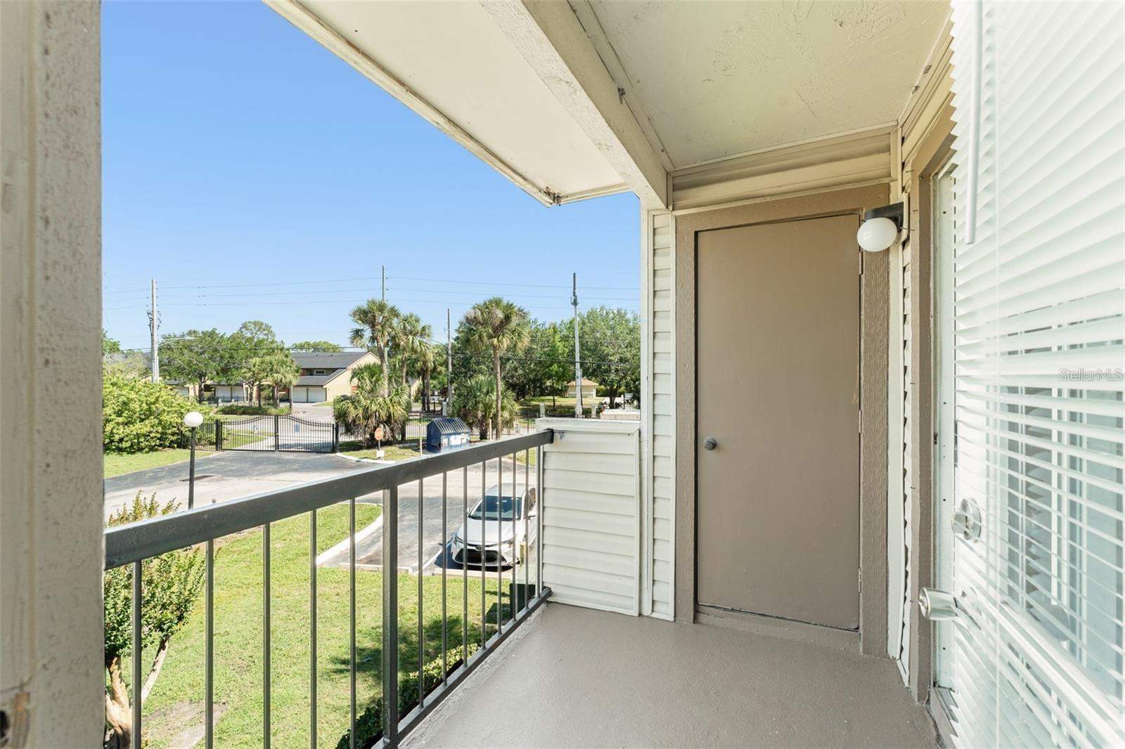 1932 Lake Atriums Unit 69, Orlando, FL 32839