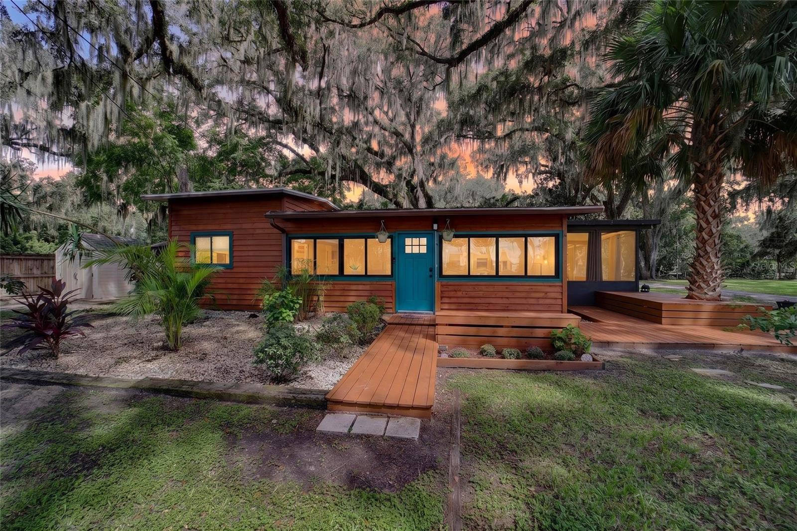13122 Highway 25 Unit 14, Ocklawaha, FL 32179