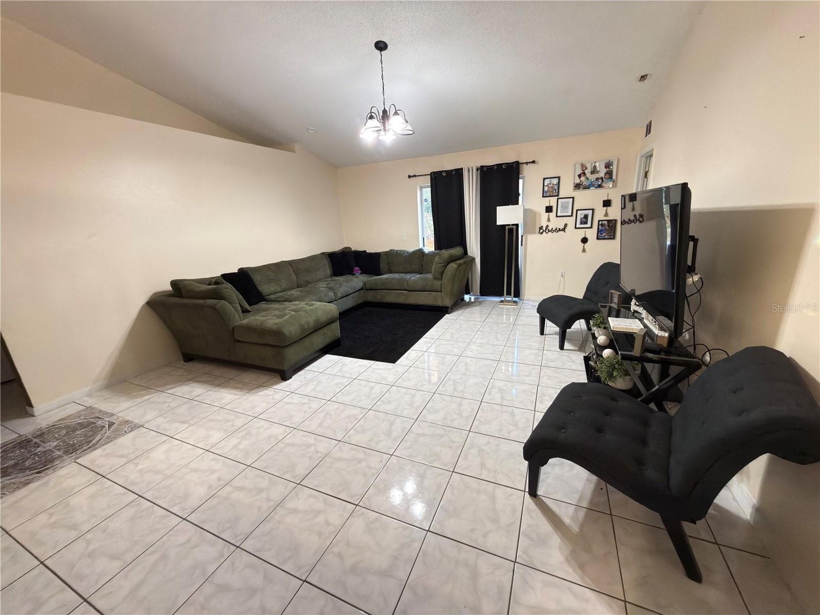 796 Del Prado, Kissimmee, FL 34758