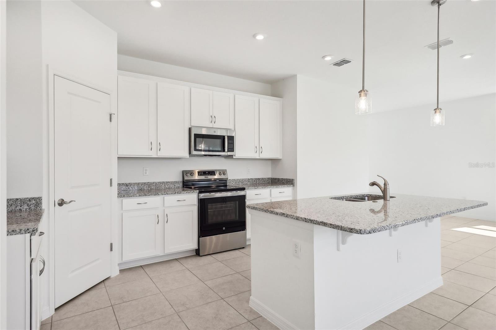 777 Castleford, Palm Bay, FL 32905