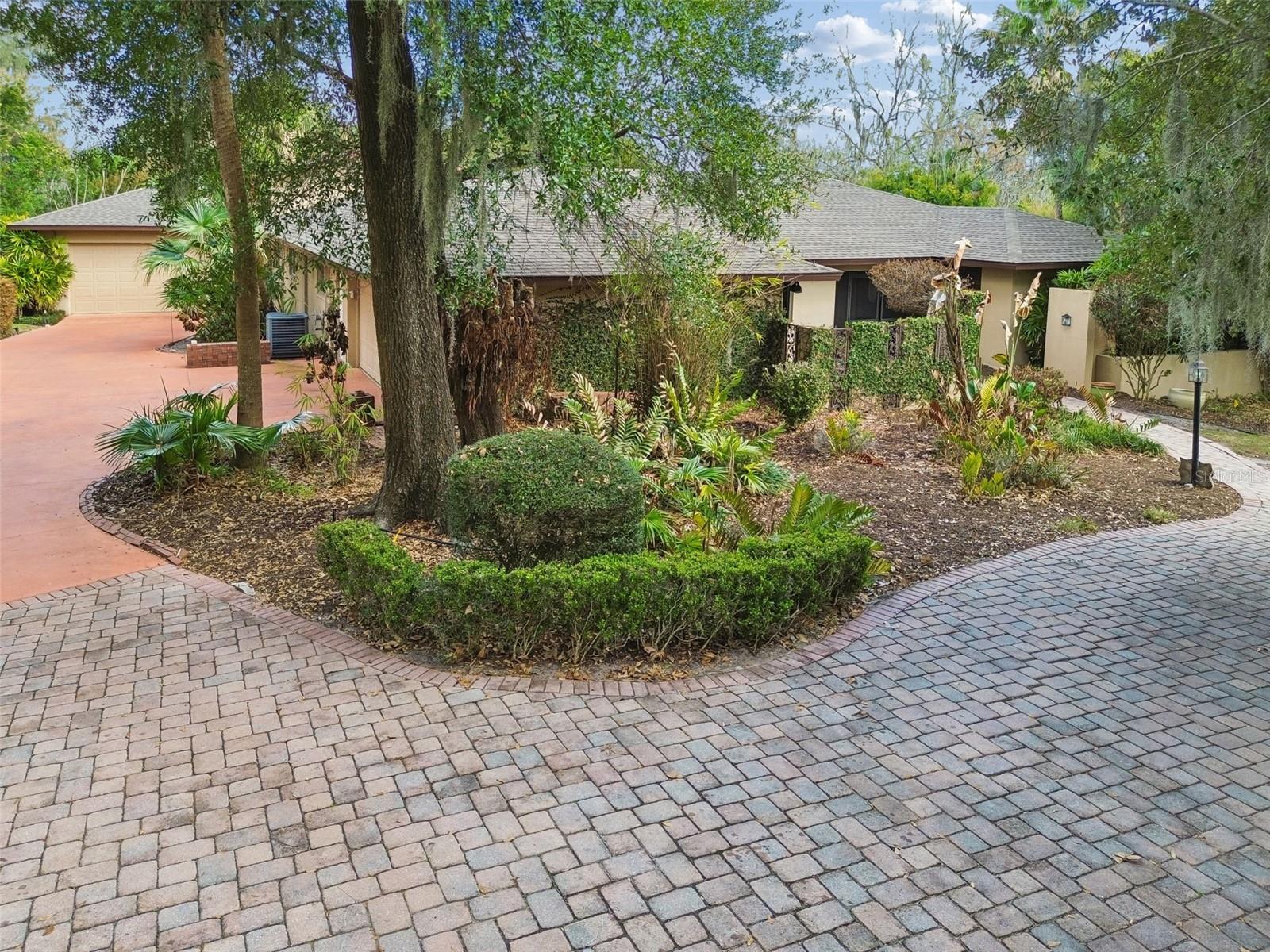 5324 Woodhaven, Lakeland, FL 33813