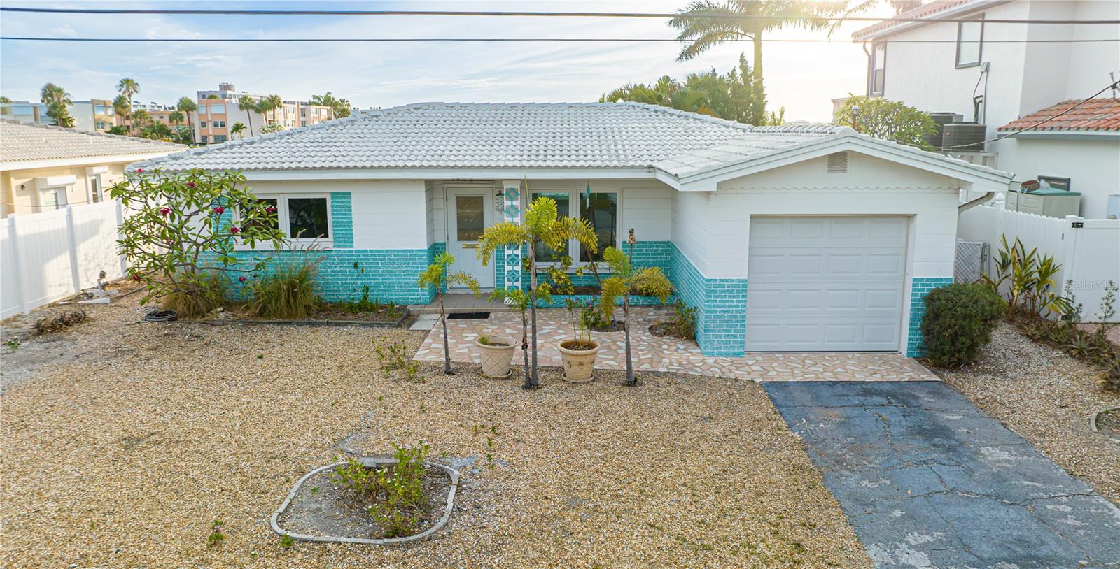 1425 Corey, South Pasadena, FL 33707