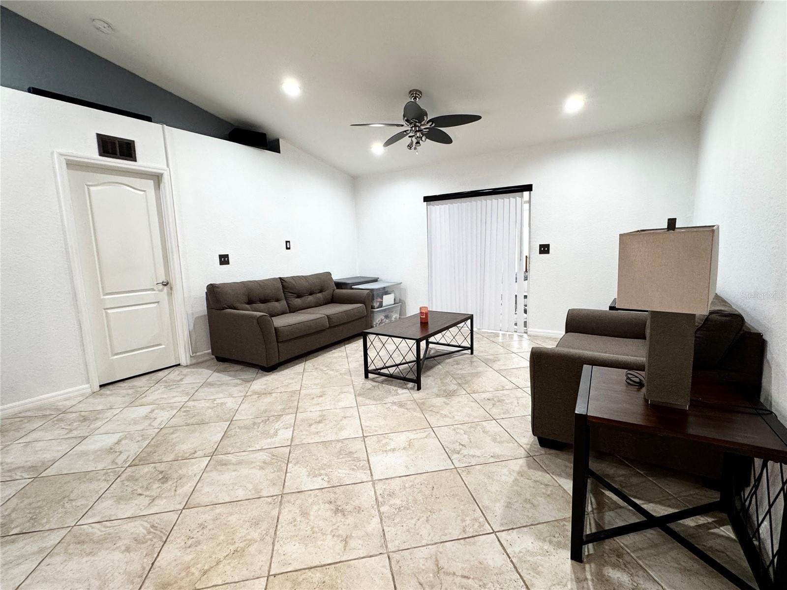 248 Chicago, Haines City, FL 33844