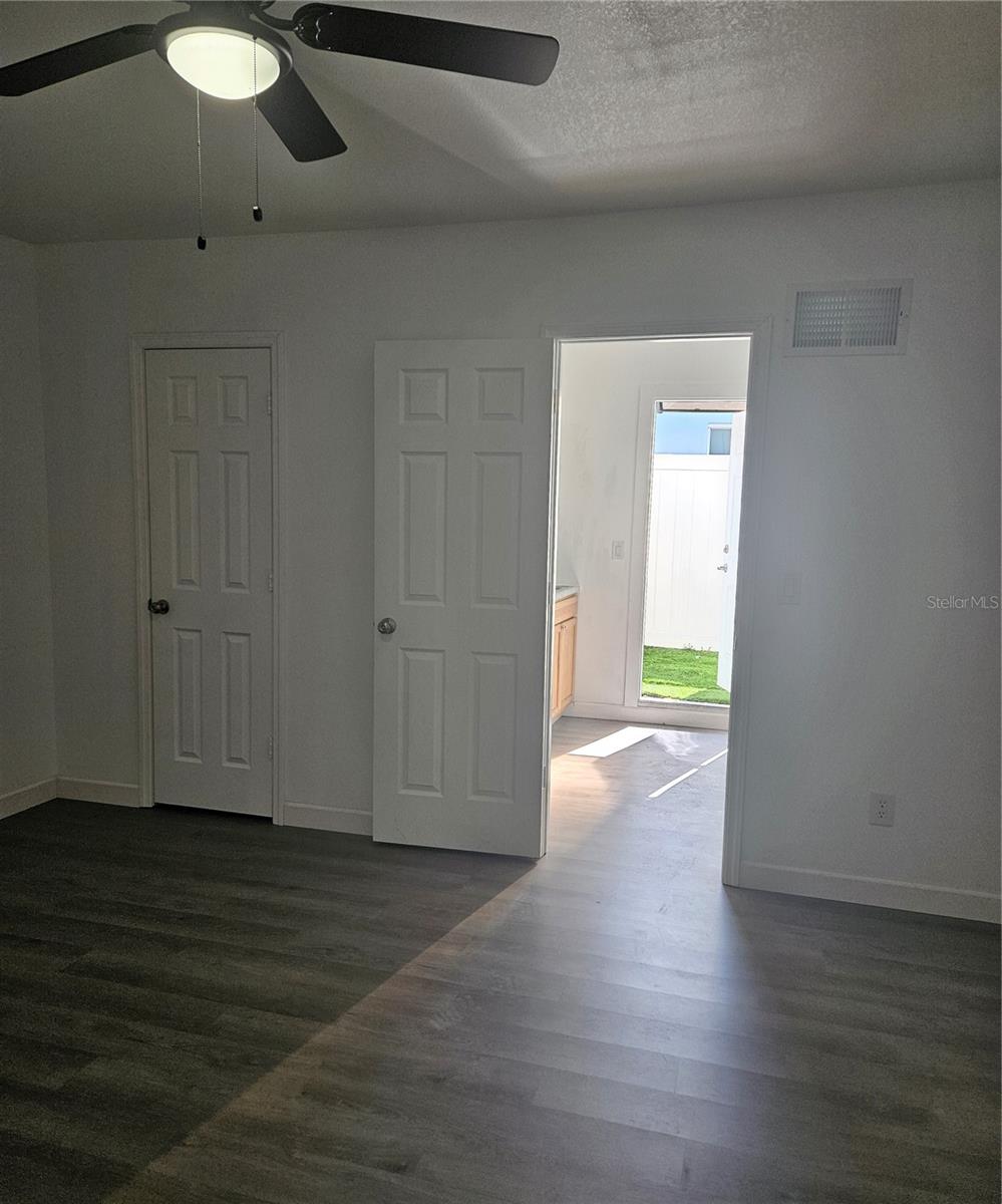 9306 Forest Hills, Tampa, FL 33612