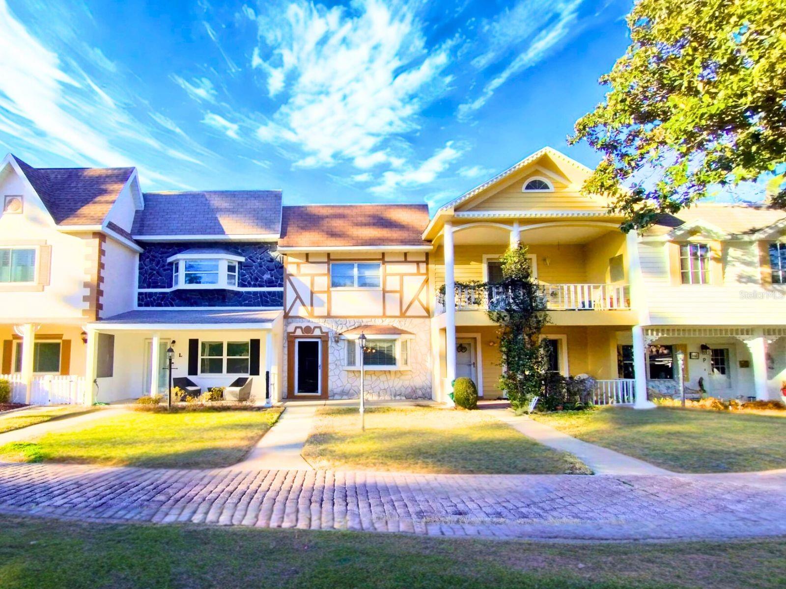 8830 98 Unit M, Ocala, FL 34481