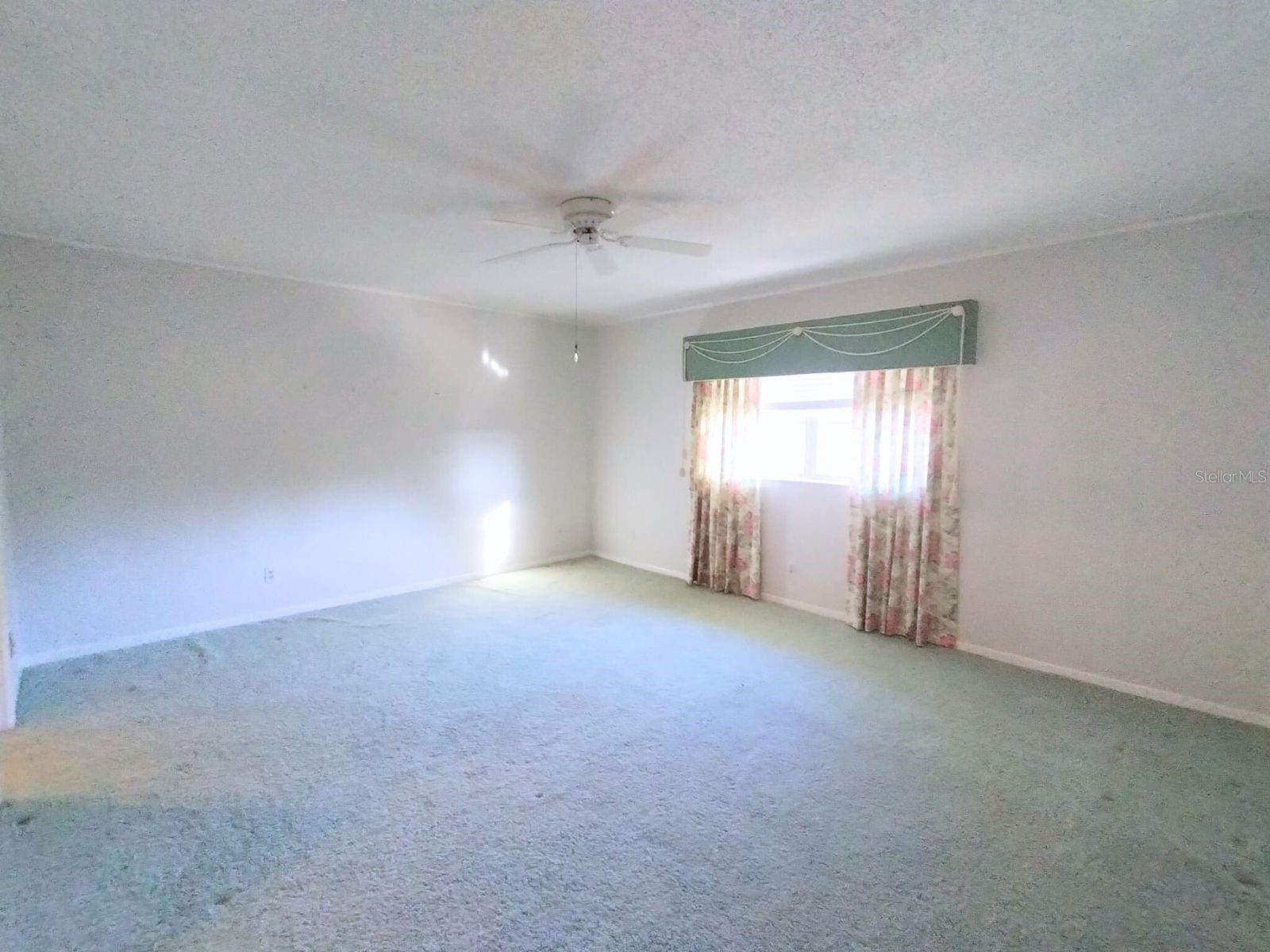 8830 98 Unit M, Ocala, FL 34481