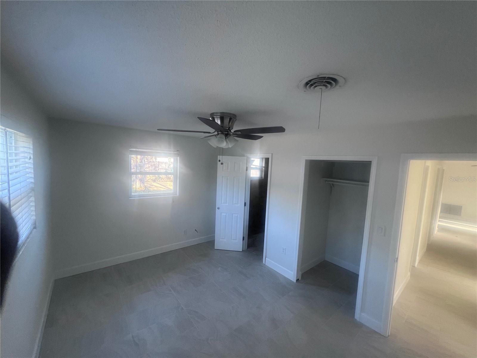 323 Scotland, Daytona Beach, FL 32117
