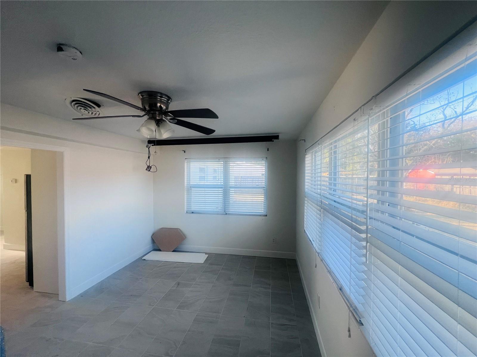 323 Scotland, Daytona Beach, FL 32117