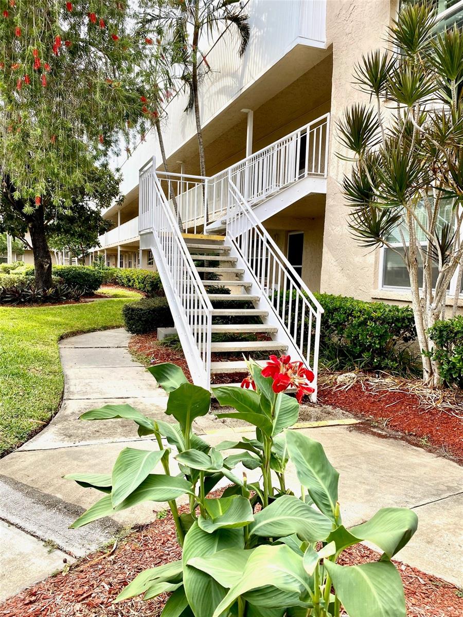 10032 65th Unit 17, St Petersburg, FL 33708