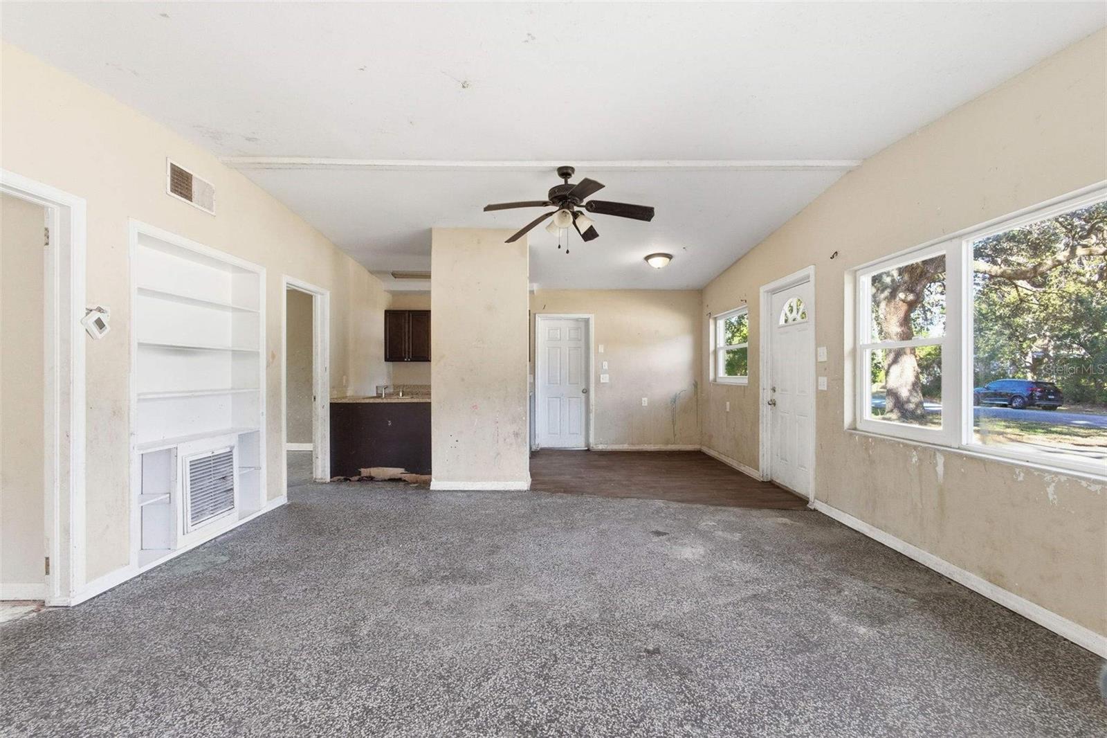 762 Valencia, Orange City, FL 32763