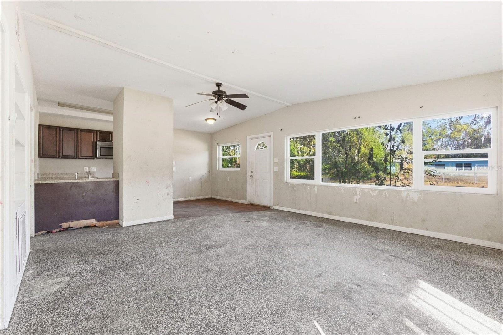 762 Valencia, Orange City, FL 32763