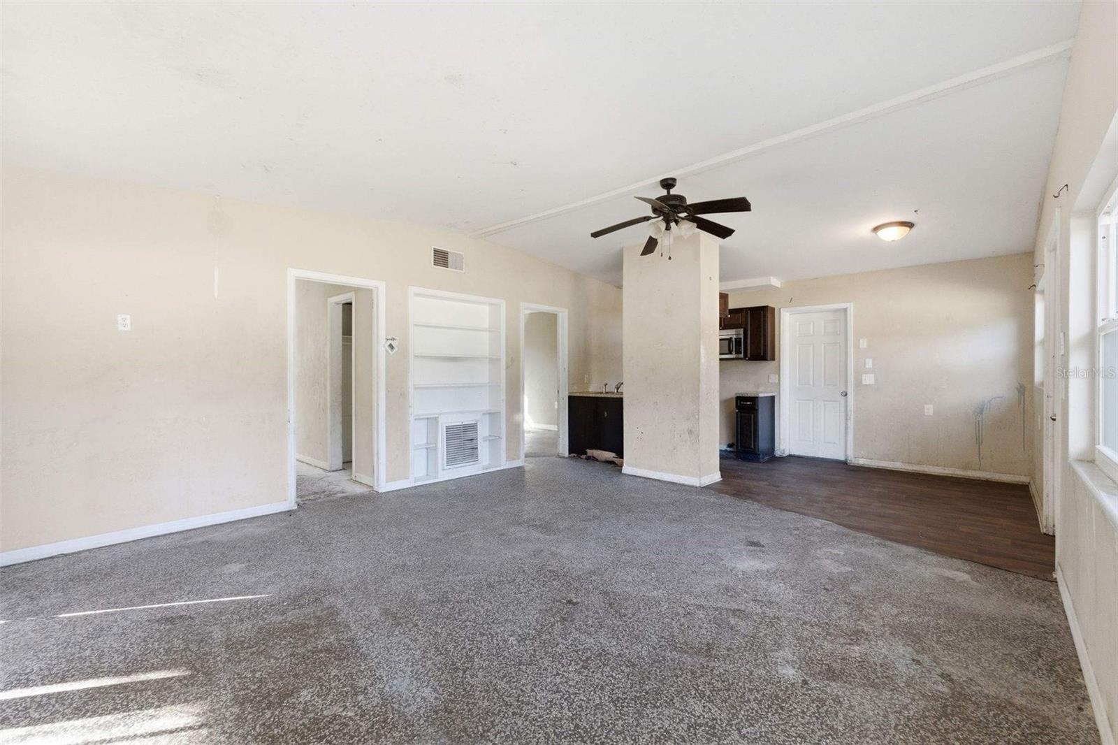 762 Valencia, Orange City, FL 32763