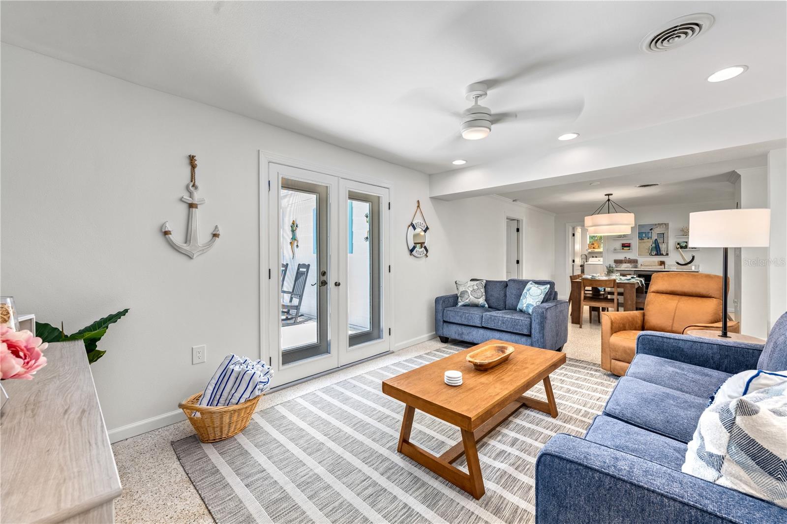 3360 Higel, Sarasota, FL 34242