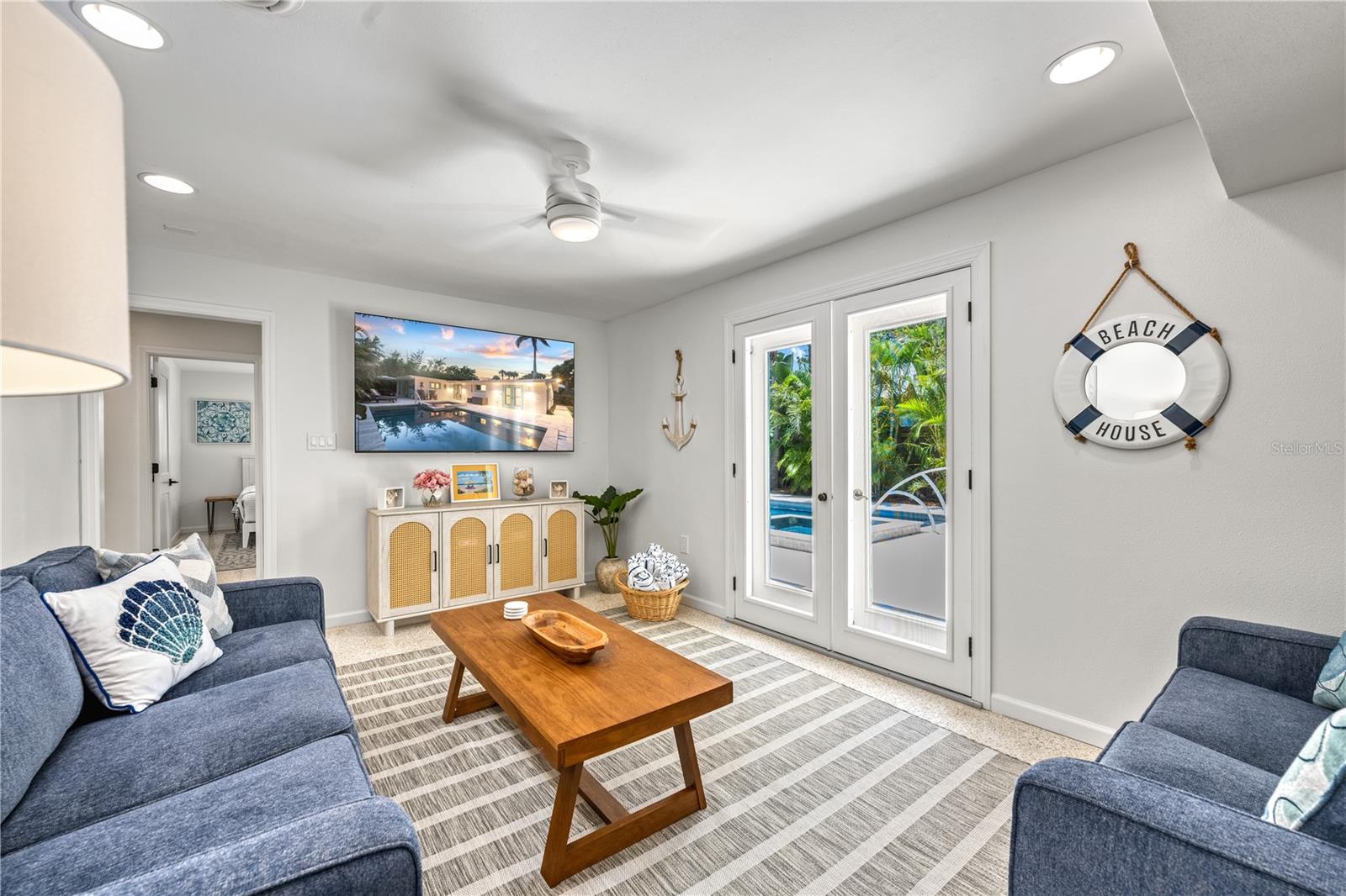 3360 Higel, Sarasota, FL 34242
