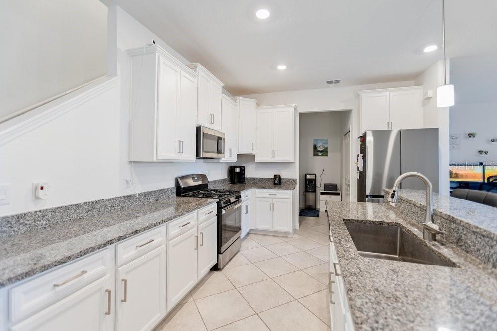 8241 Corner Pine, New Port Richey, FL 34655