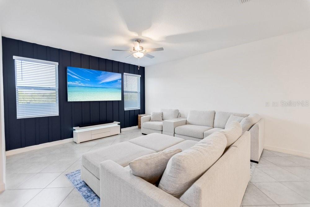 8241 Corner Pine, New Port Richey, FL 34655