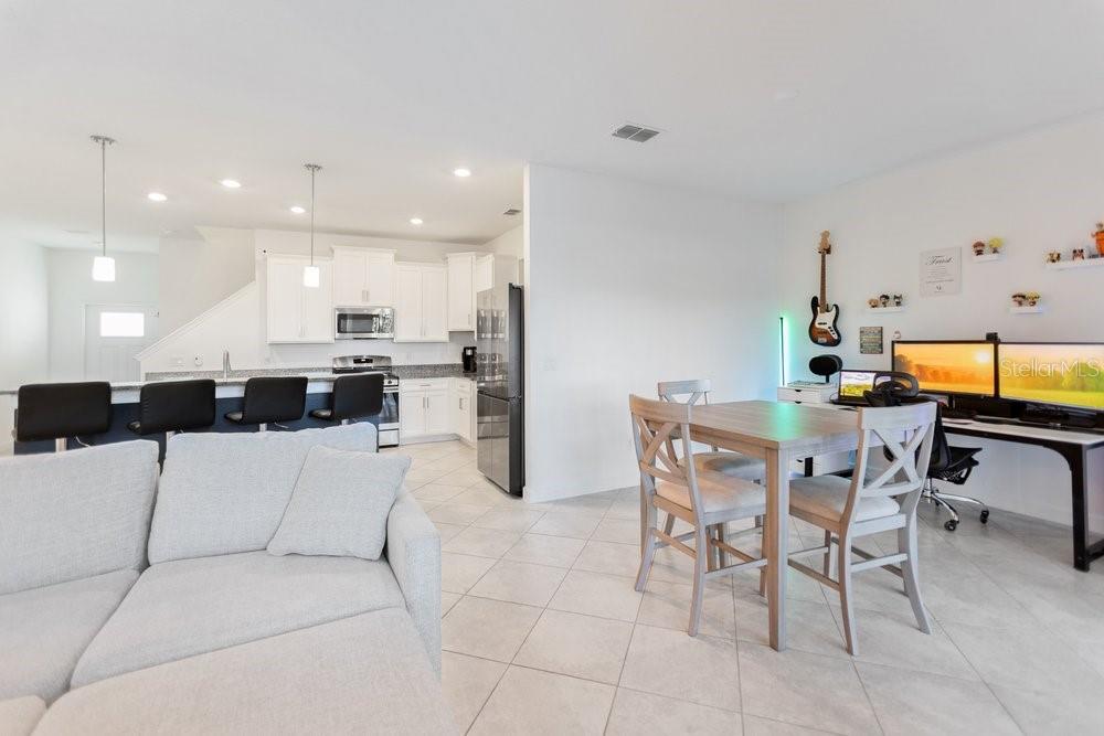 8241 Corner Pine, New Port Richey, FL 34655
