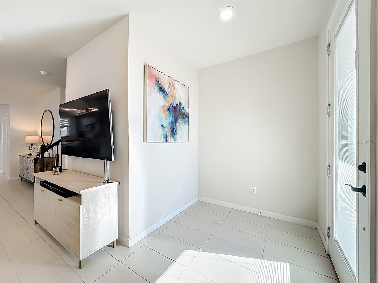 10976 Leafshore, Orlando, FL 32829