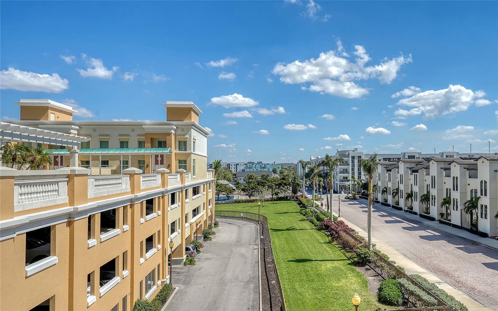 800 Tamiami Unit 312, Sarasota, FL 34236