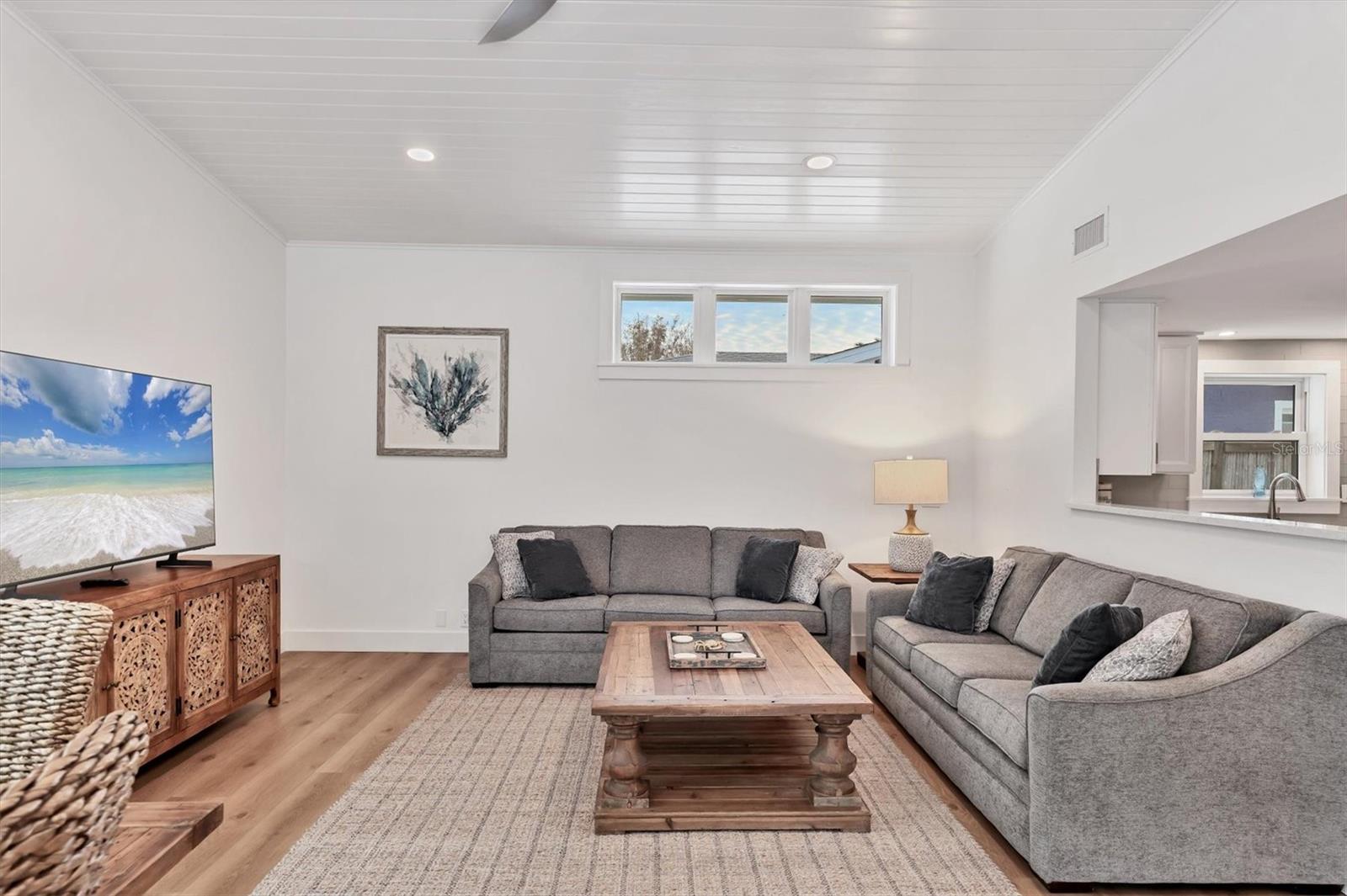 270 Gladiolus, Anna Maria, FL 34216