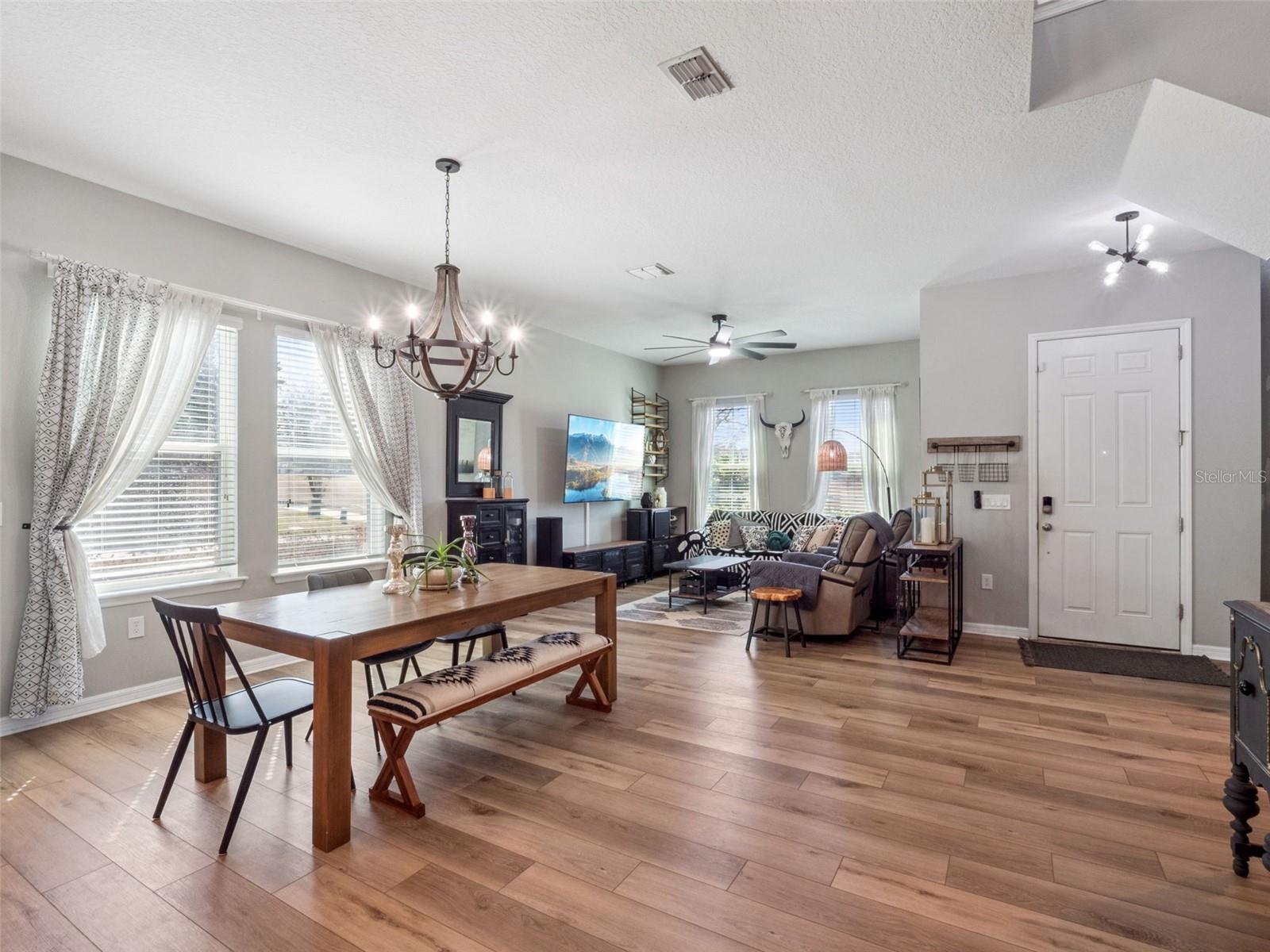 2259 White Feather, Oakland, FL 34787