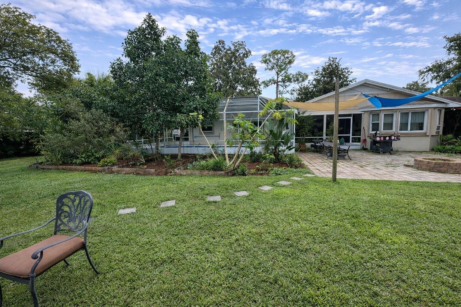 321 Roslyn, New Smyrna Beach, FL 32168
