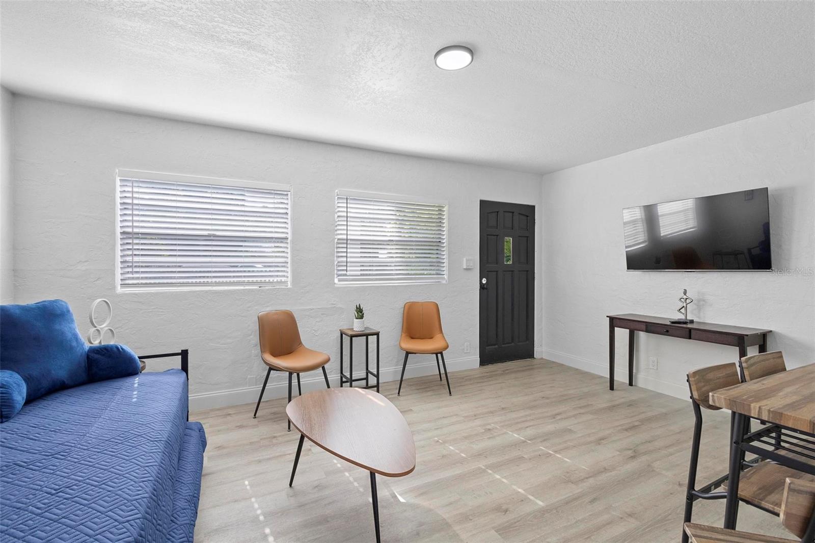 2600 Crystal Lake, Orlando, FL 32806