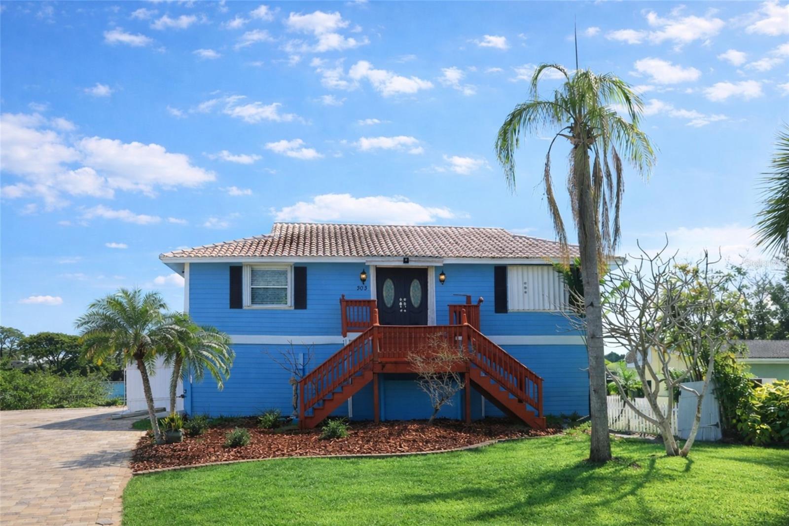 303 Lagoon, Palm Harbor, FL 34683