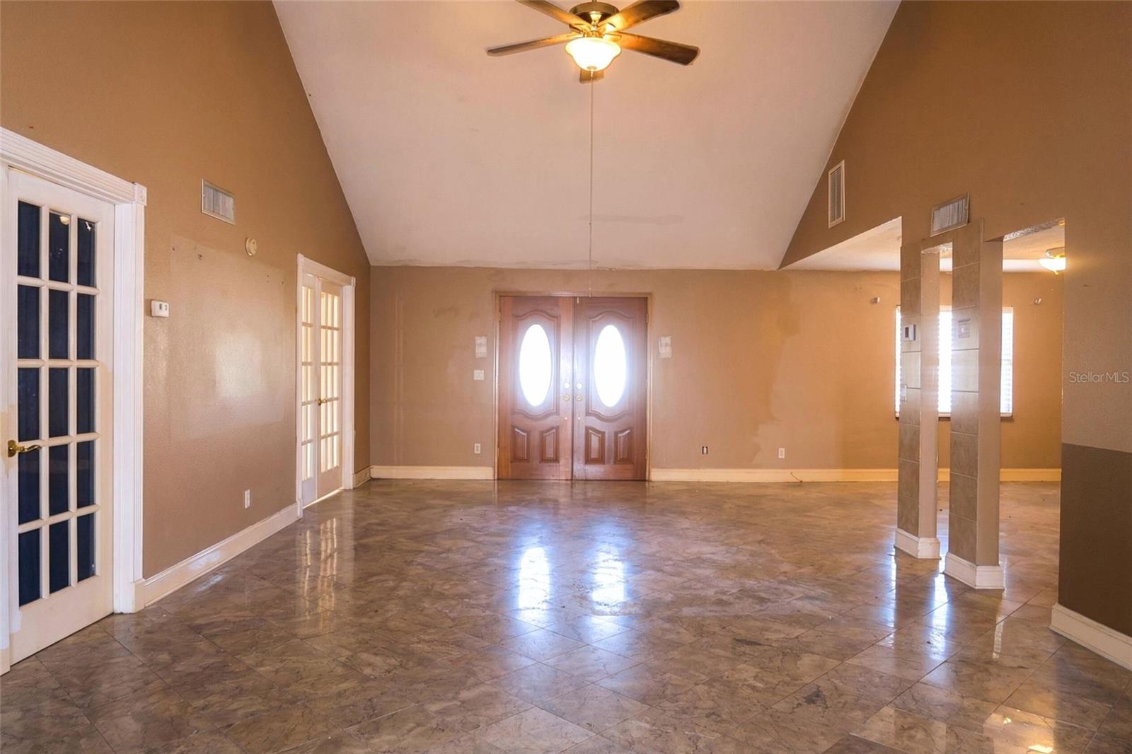 303 Lagoon, Palm Harbor, FL 34683