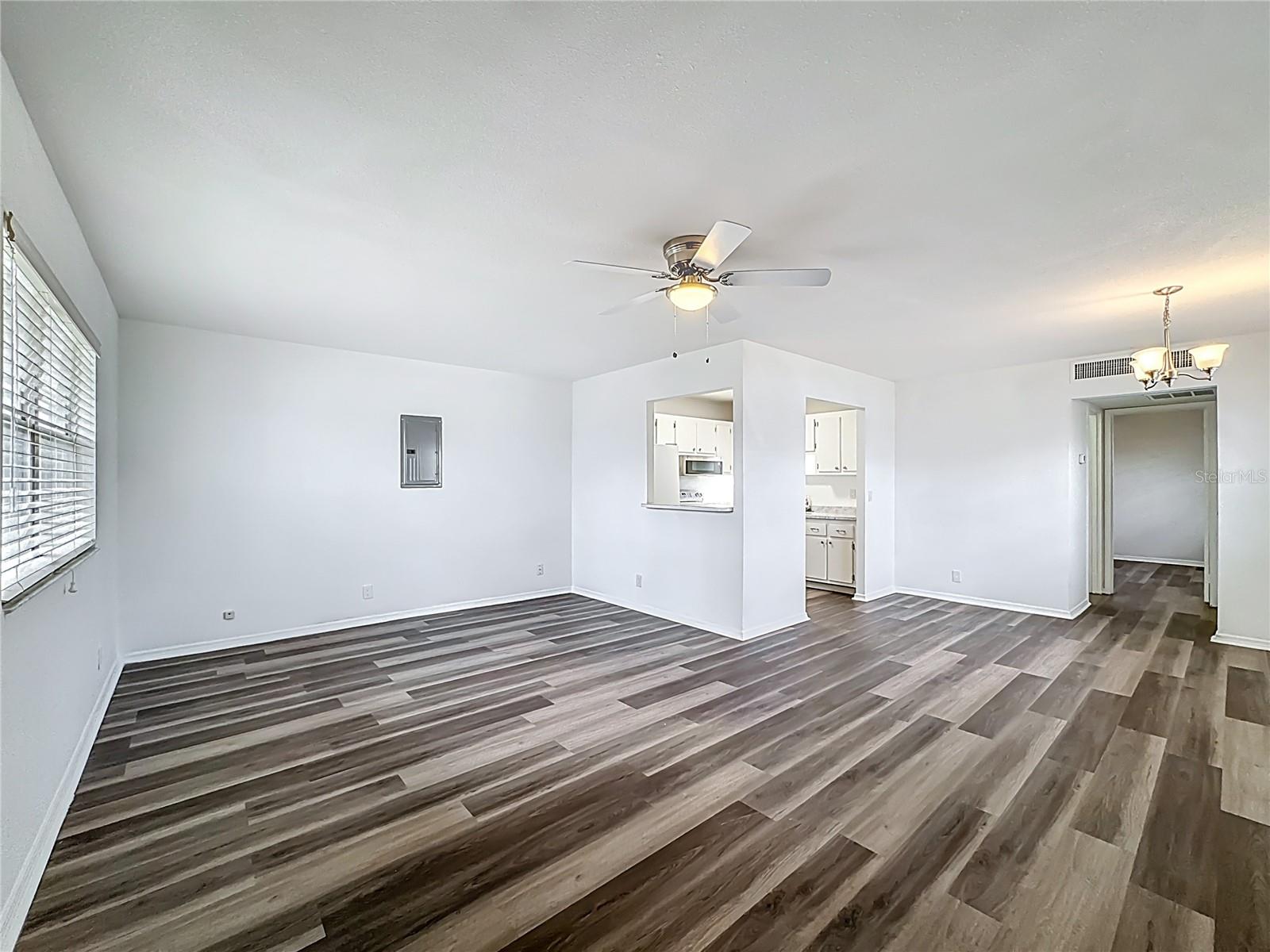 202 Bedford Unit 103, Sun City Center, FL 33573