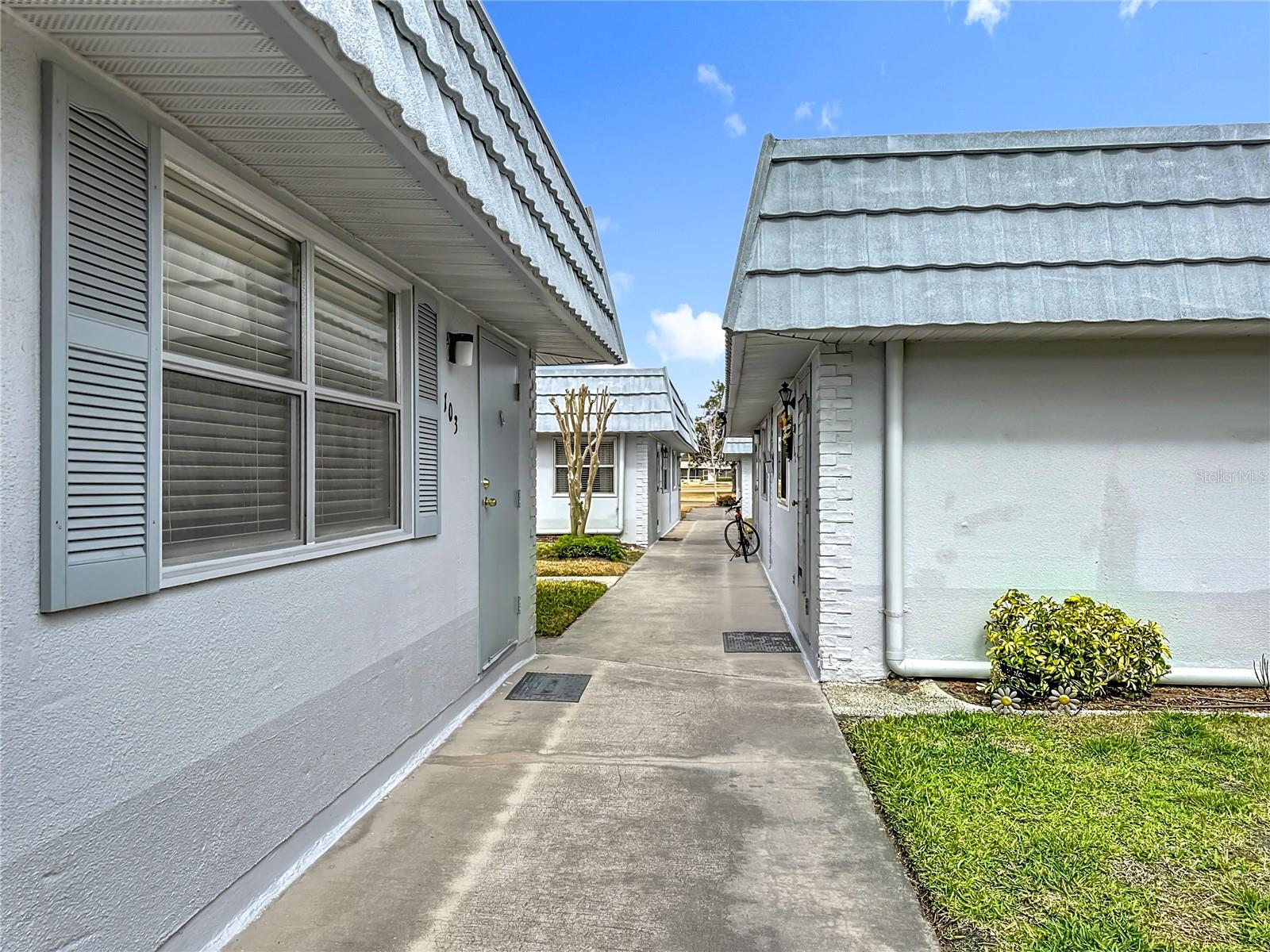 202 Bedford Unit 103, Sun City Center, FL 33573