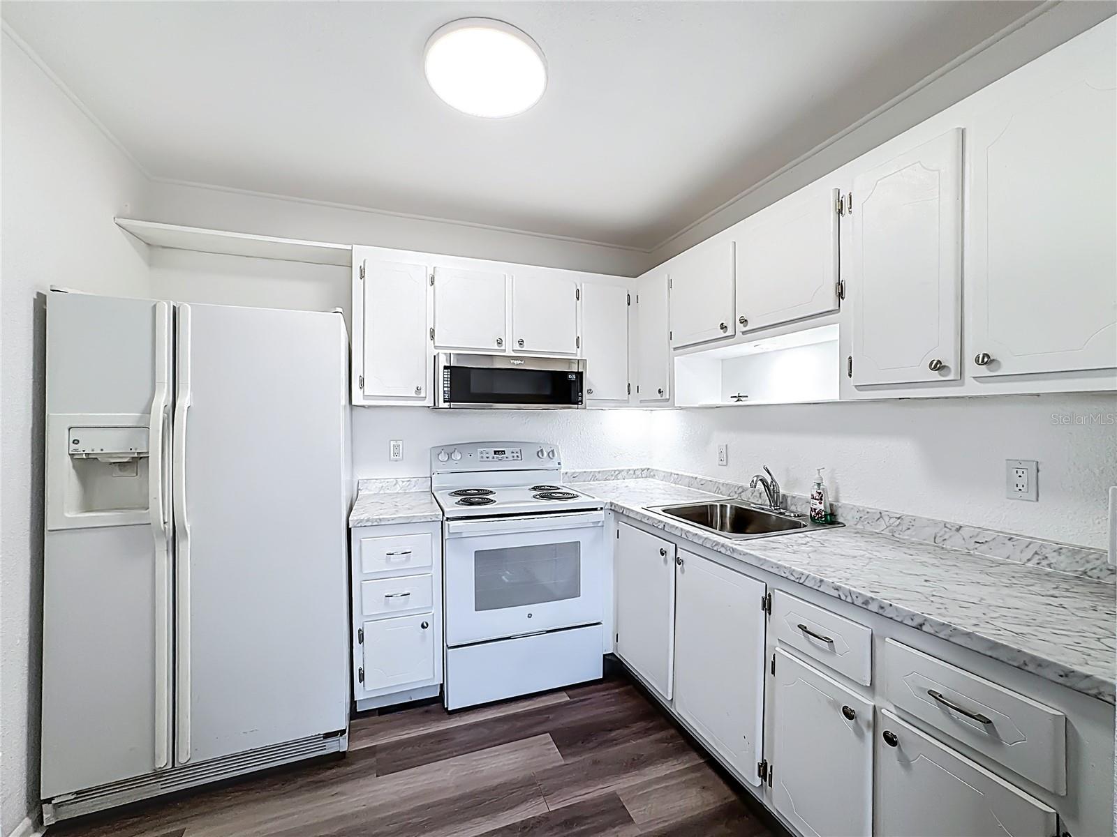 202 Bedford Unit 103, Sun City Center, FL 33573