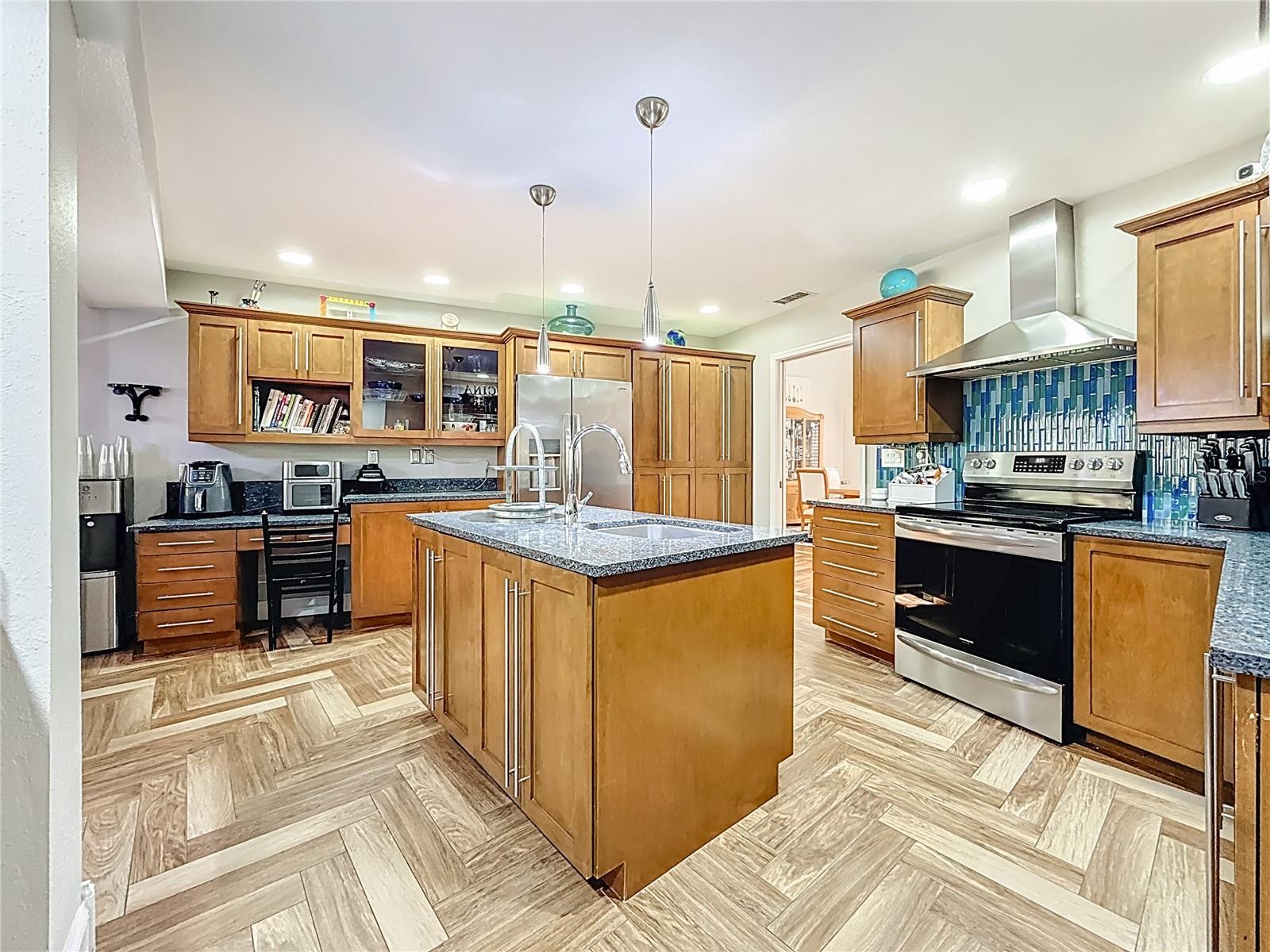 50 Willowood, Oldsmar, FL 34677