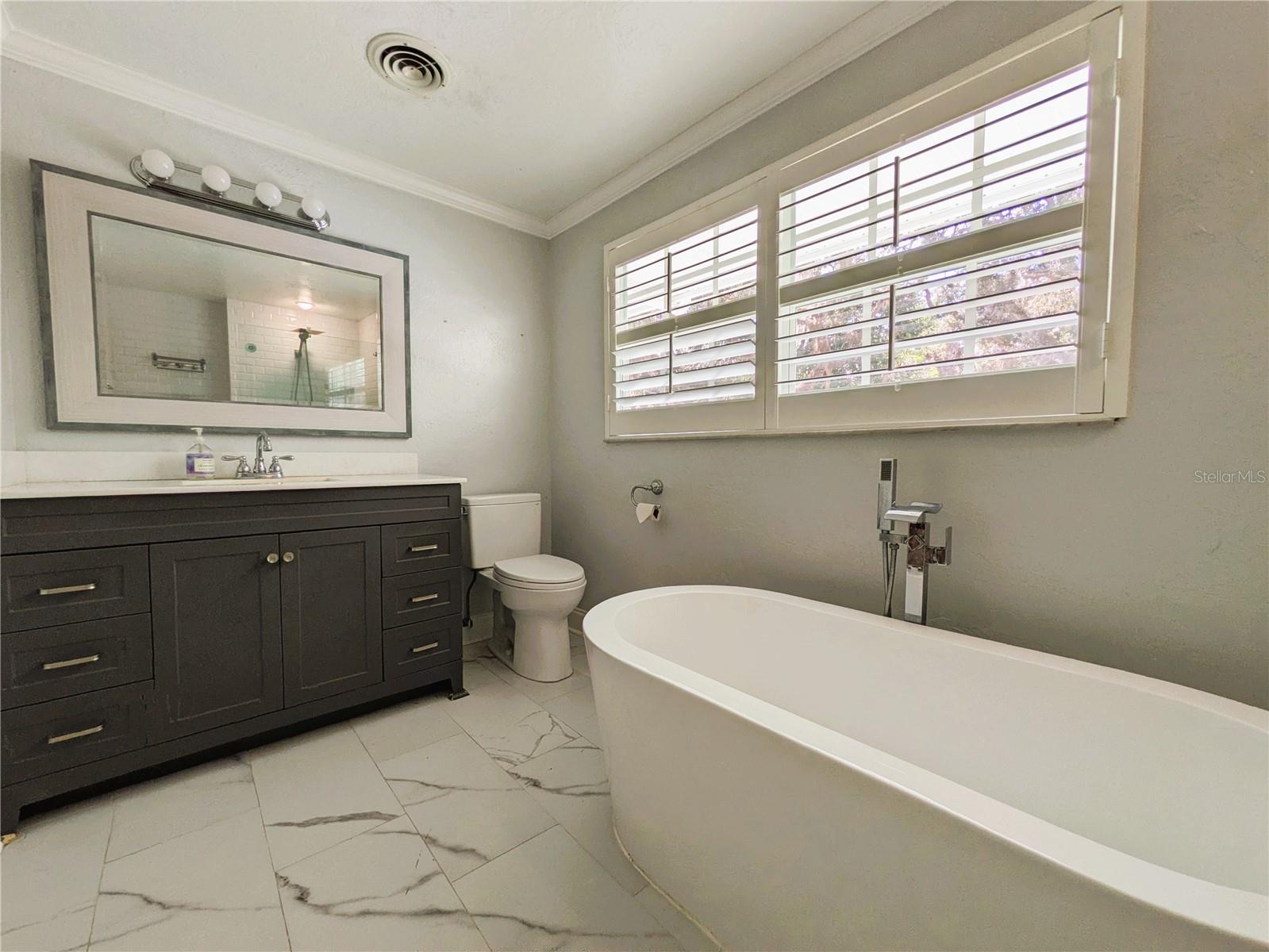 4554 Cooper, Sarasota, FL 34232