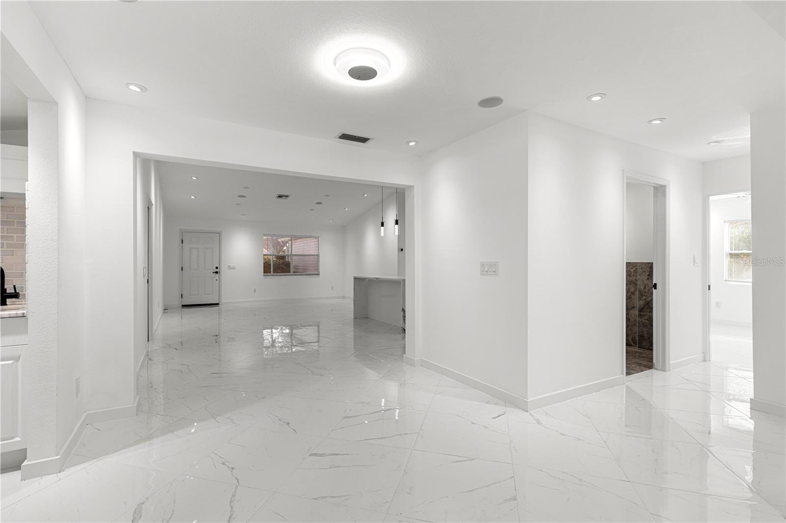 210 Palermo, Lady Lake, FL 32159