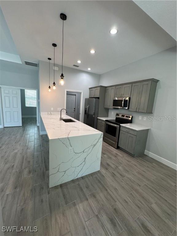 925 9th, Cape Coral, FL 33993
