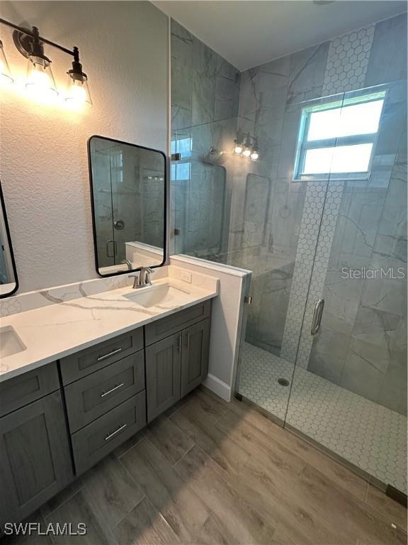 925 9th, Cape Coral, FL 33993