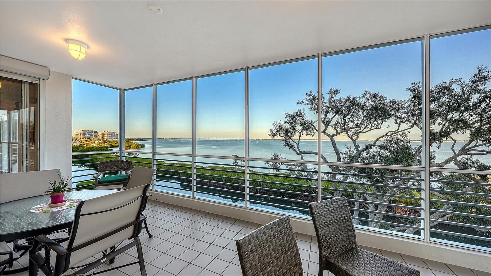 2450 Harbourside Unit 234, Longboat Key, FL 34228