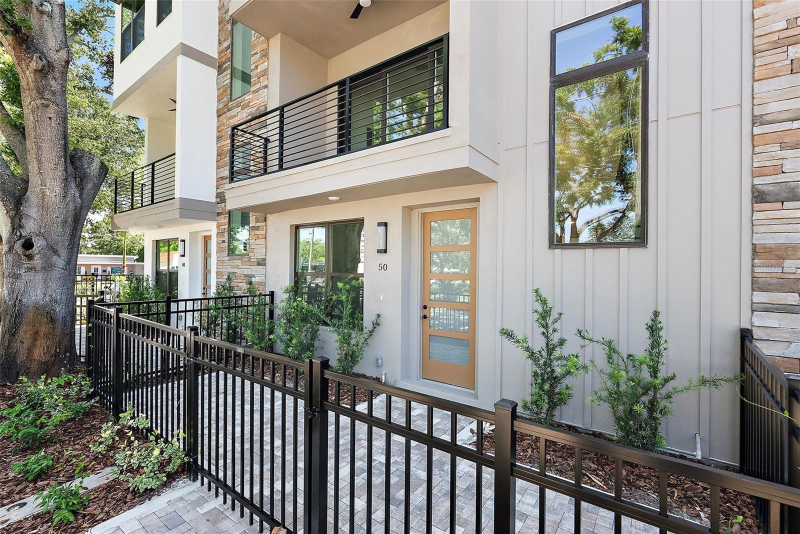 50 64th, St Petersburg, FL 33707
