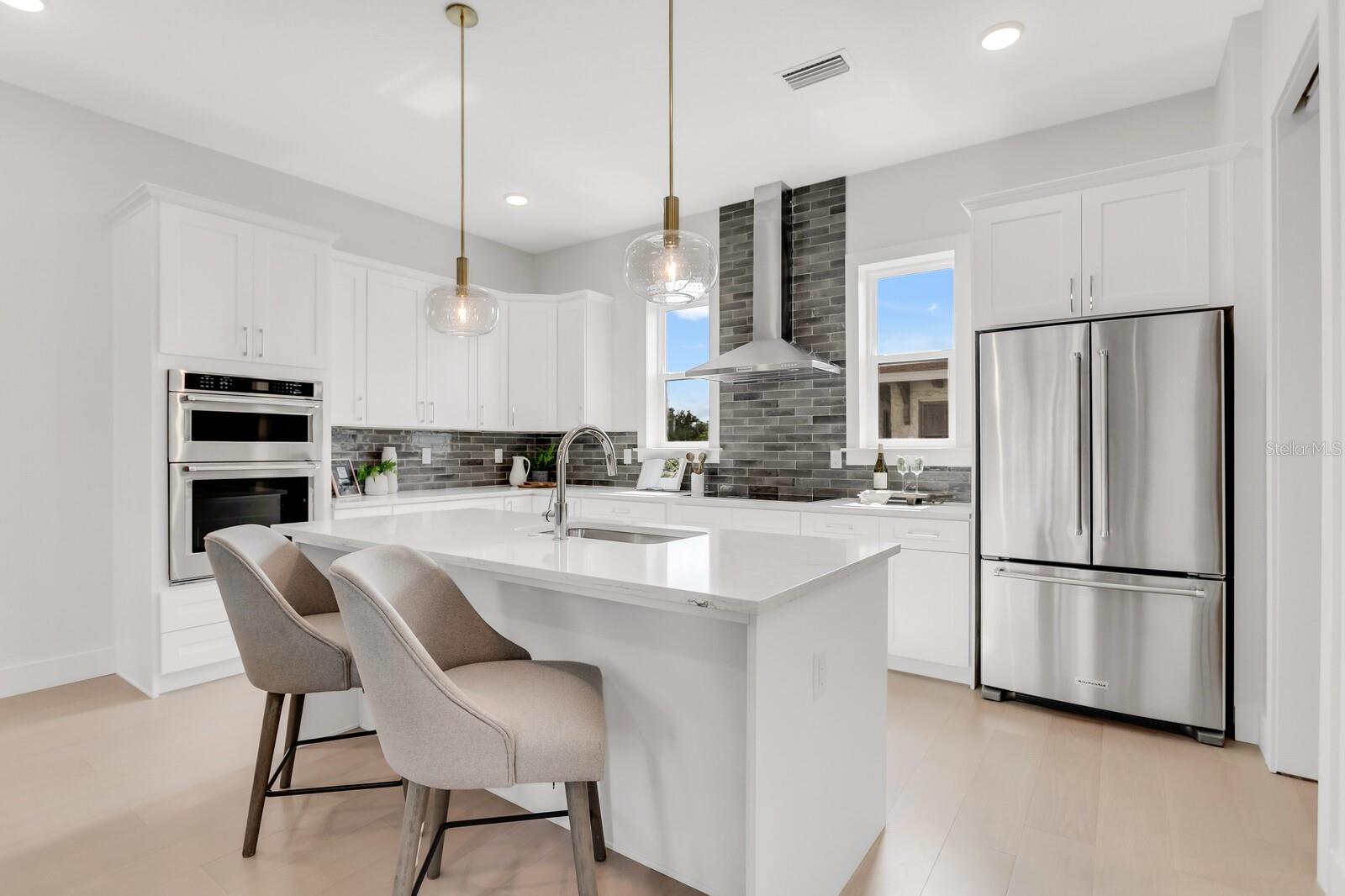 50 64th, St Petersburg, FL 33707