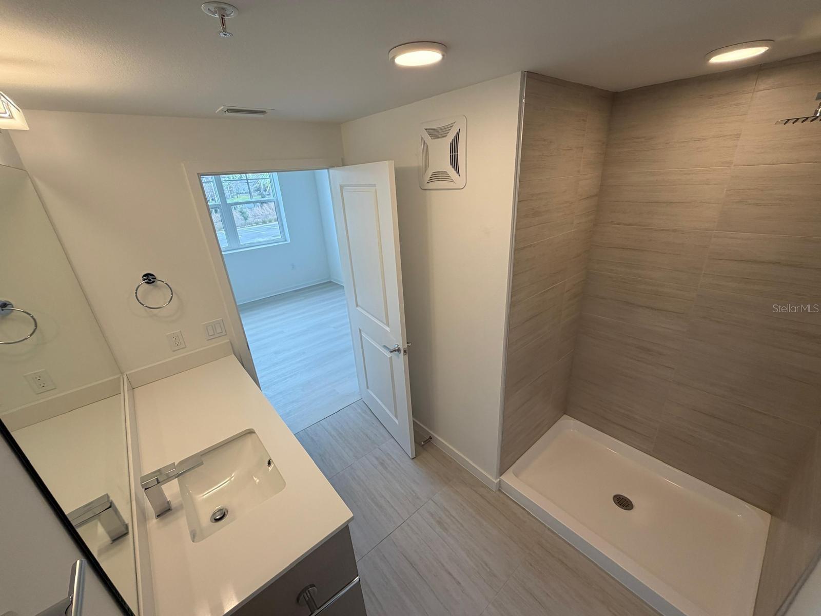 5587 Millenia Park Unit 222, Orlando, FL 32839