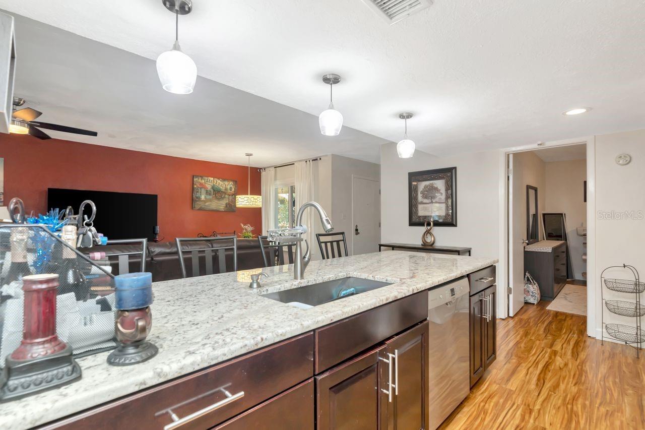 3765 41st Unit K, St Petersburg, FL 33711