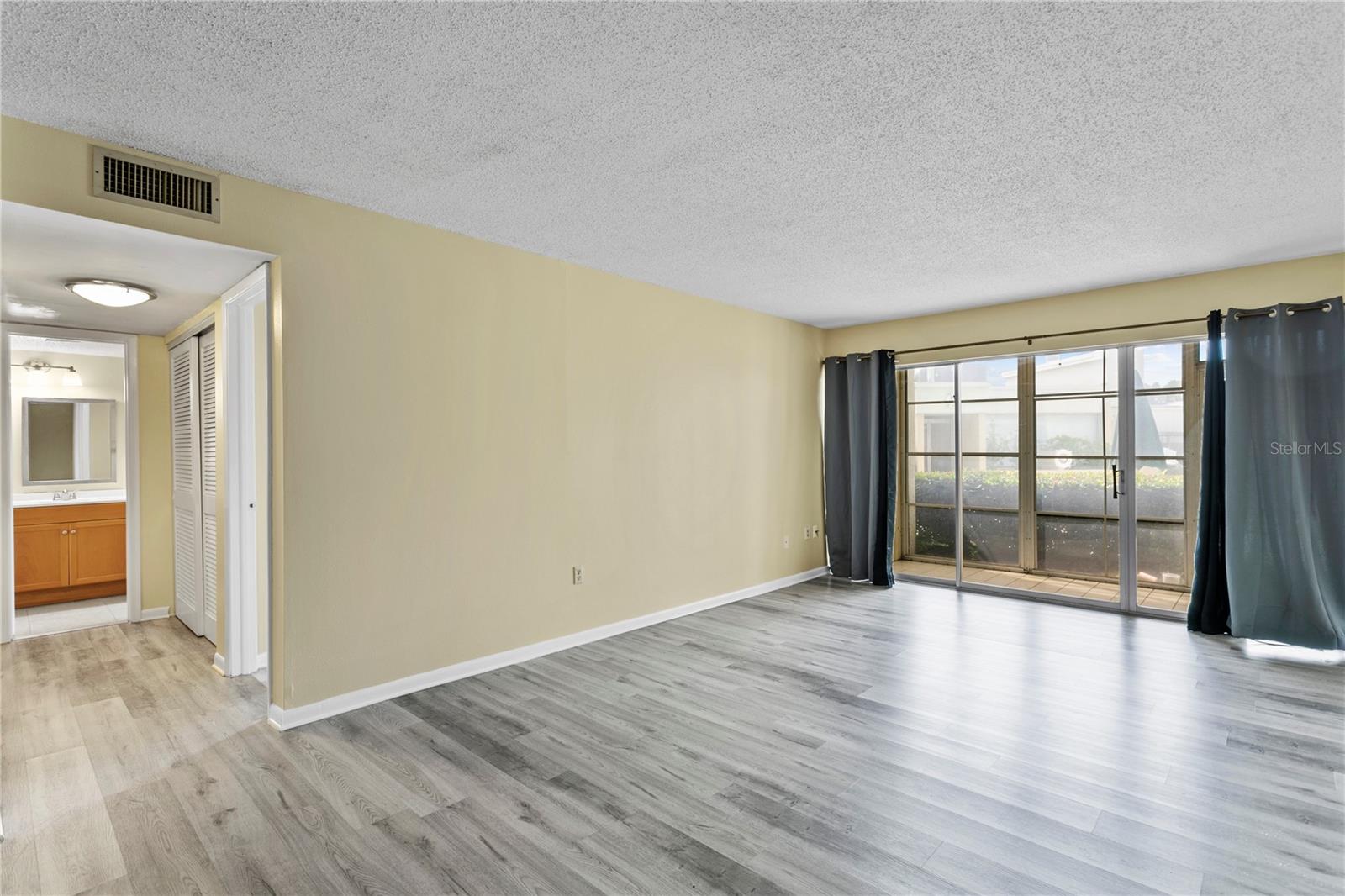 2302 Manhattan Unit 111, Tampa, FL 33629