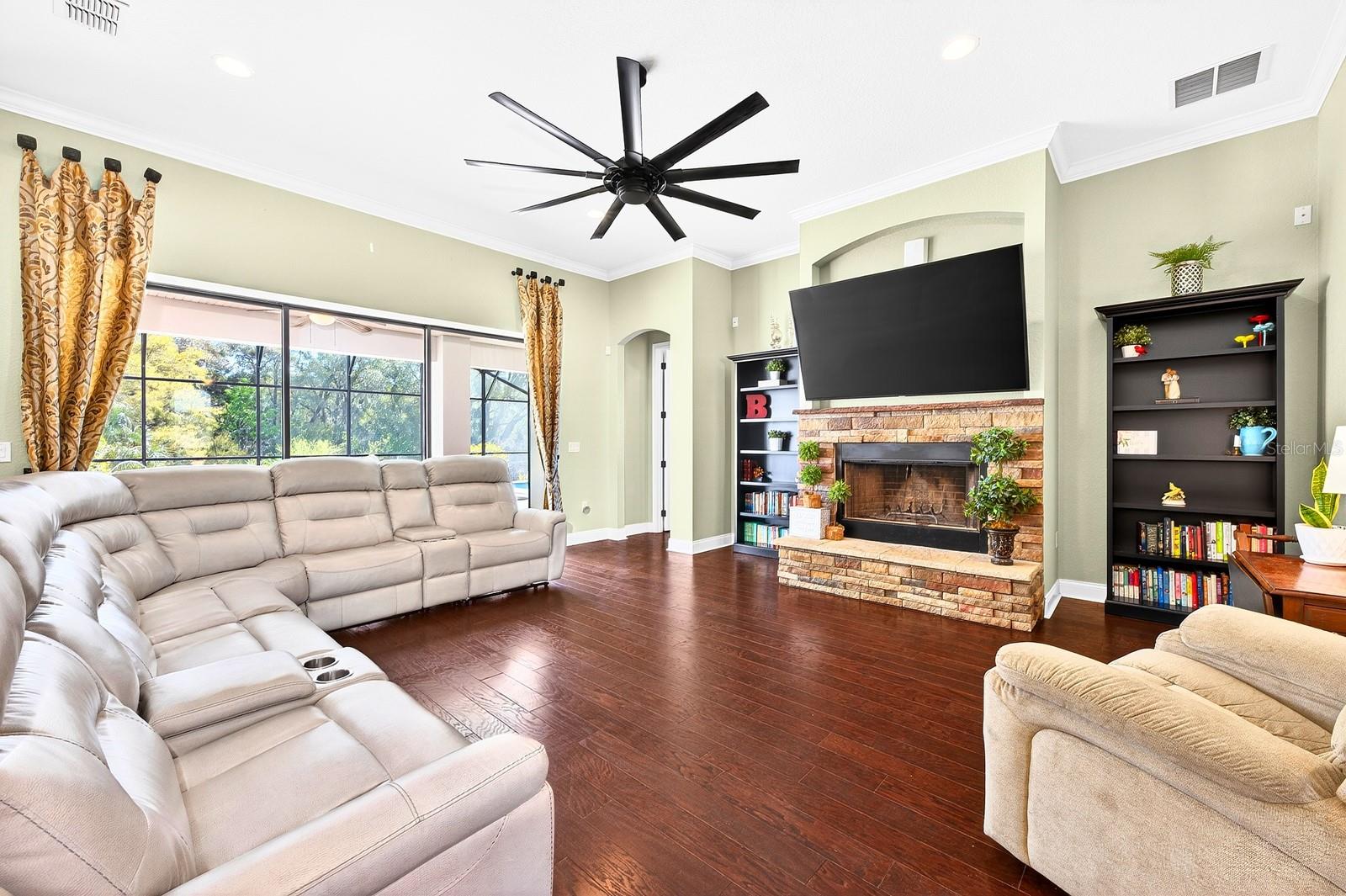27324 Grand Oak, Tavares, FL 32778