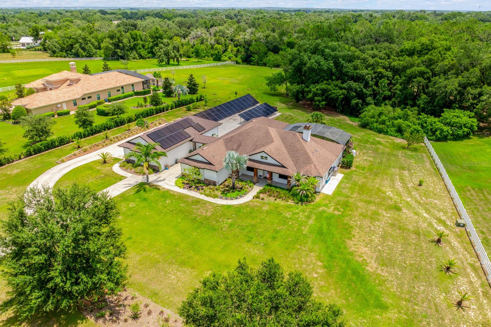 27324 Grand Oak, Tavares, FL 32778