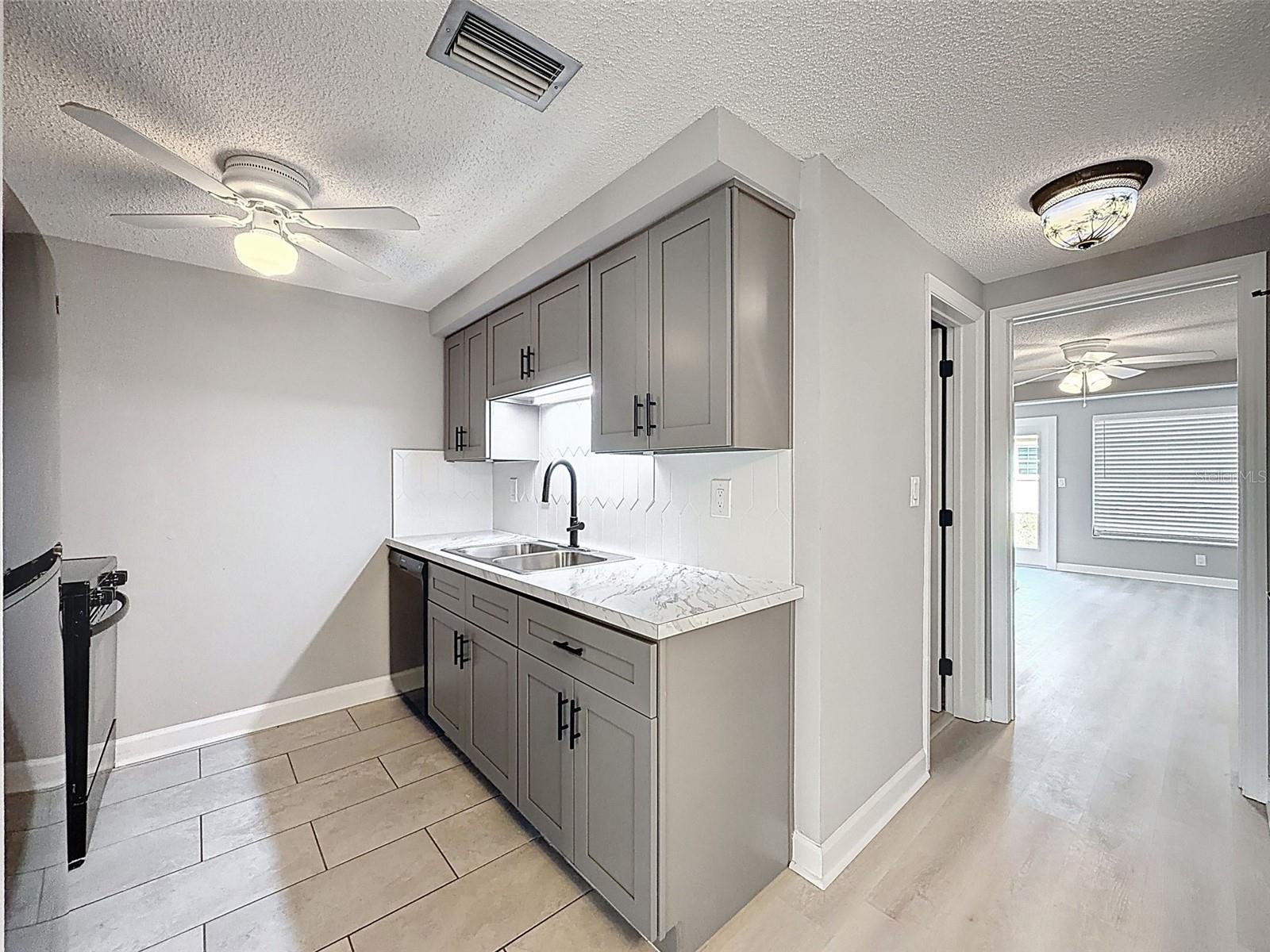 4233 Stratford Unit D, New Port Richey, FL 34652