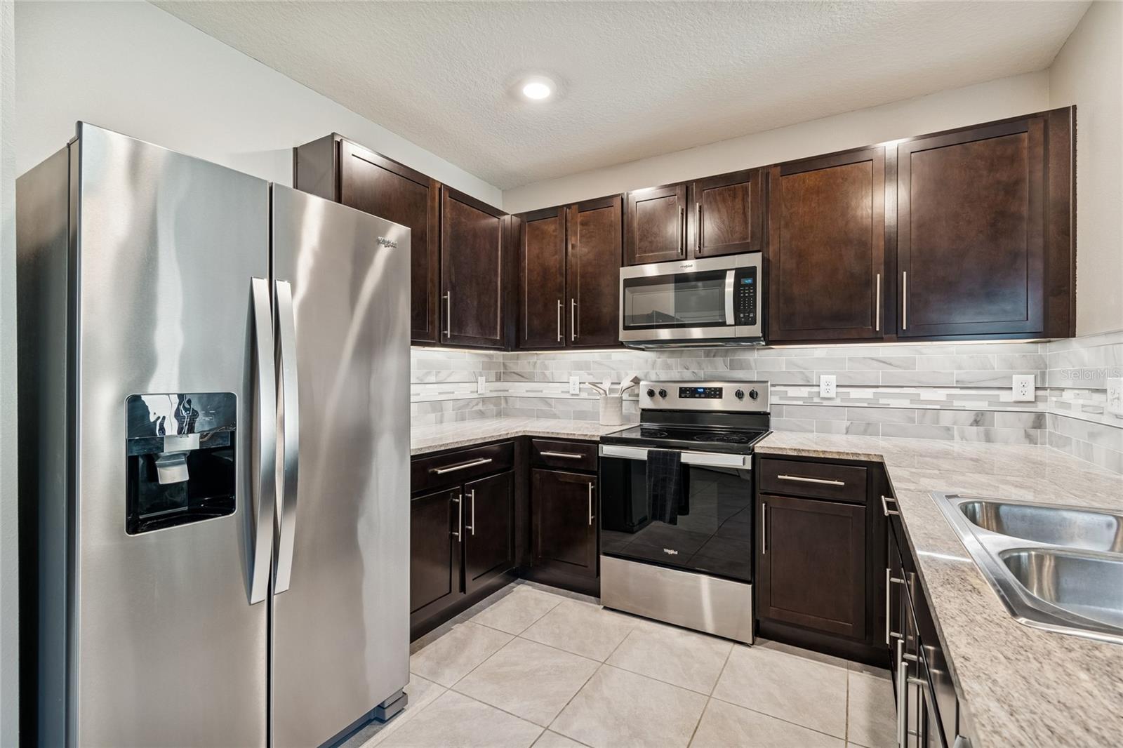 5221 Hillside Meadow, Tampa, FL 33610