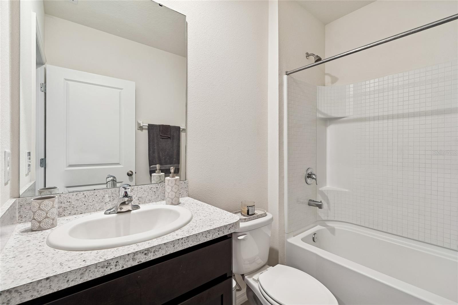 5221 Hillside Meadow, Tampa, FL 33610